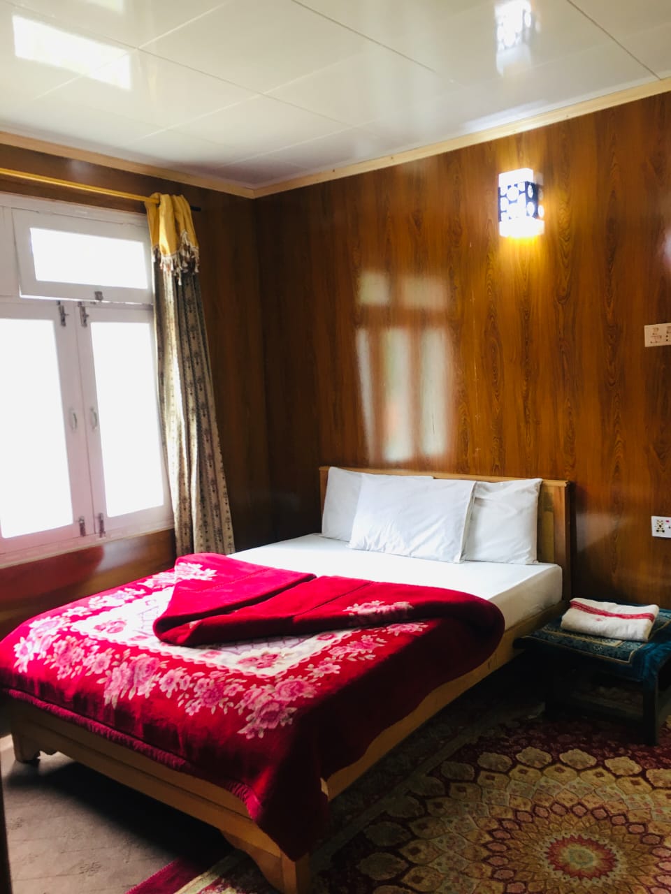 Naltar Continental Hotel